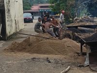 Proyek Gang Idaman Segedong Disorot, K3 dan Kualitas Pengaspalan Diduga Tak Sesuai Standar