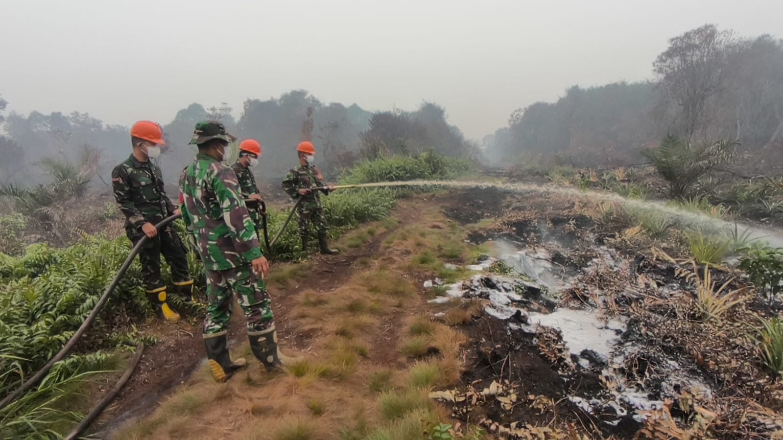 Hesco 702 Diterapkan, Koramil Sungai Pinyuh Percepat Penanganan Karhutla