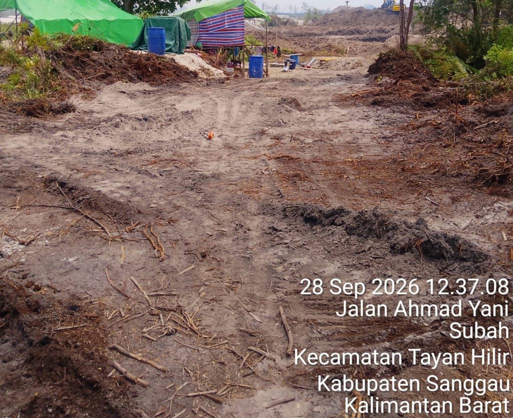 <h4><a href='https://postkotapontianak.com/aktivitas-peti-menggunakan-alat-berat-di-subah-sanggau-kian-marak-warga-desak-kapolda-kalbar-turun-tangan/' title='‎Aktivitas PETI Menggunakan Alat Berat di Subah Sanggau Kian Marak, Warga Desak Kapolda Kalbar Turun Tangan'>‎Aktivitas PETI Menggunakan Alat Berat di Subah Sanggau Kian Marak, Warga Desak Kapolda Kalbar Turun Tangan</a></h4>