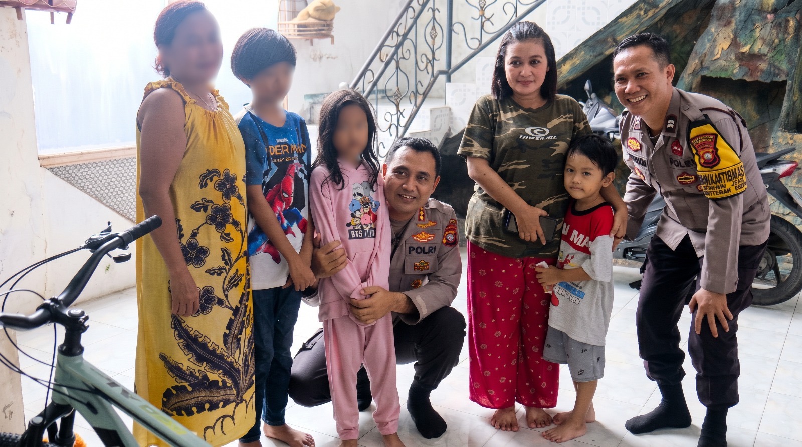 Aksi Empati Personel Bidhumas Polda Kalbar: Sambangi Korban KDRT, Beri Dukungan Moral dan Psikologi